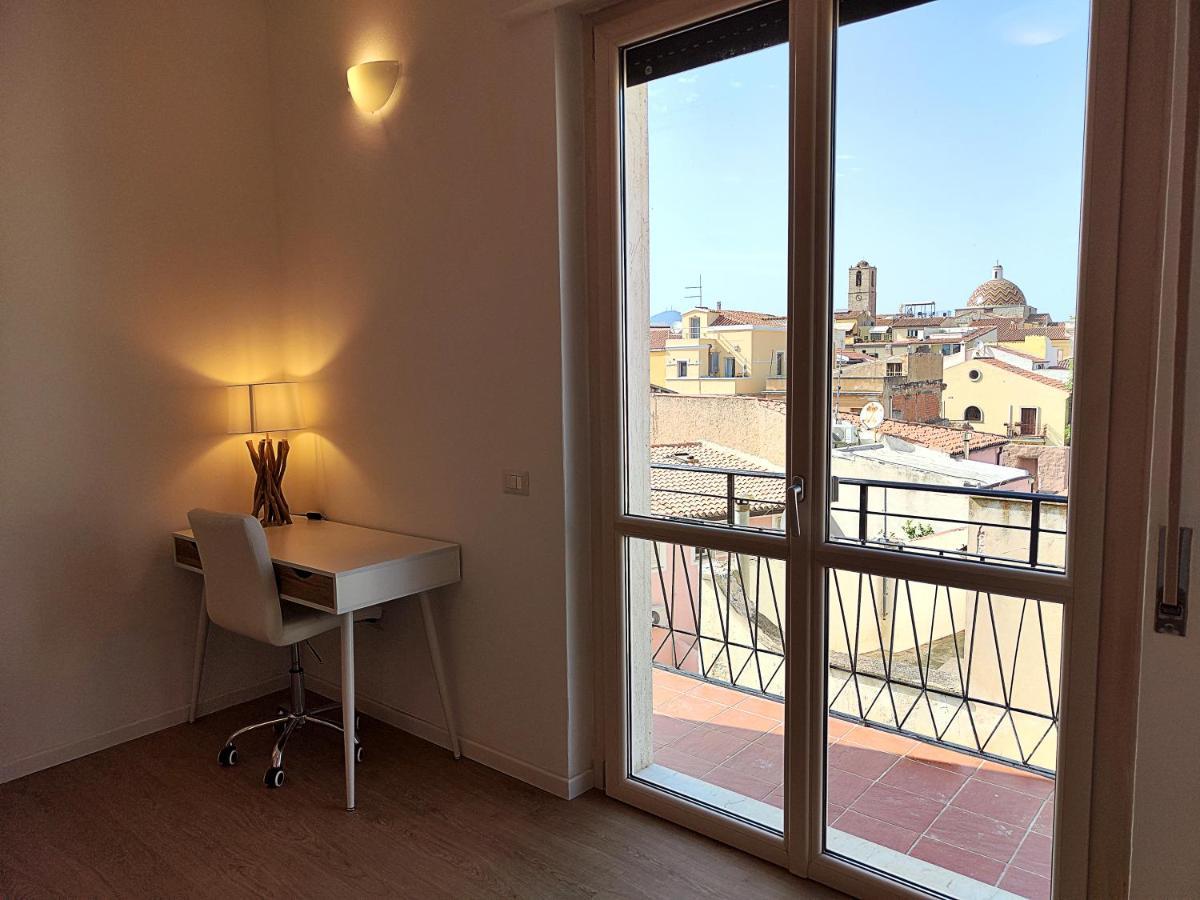 Attico Vespucci Luxury Penthouse Apartment Olbia Bagian luar foto